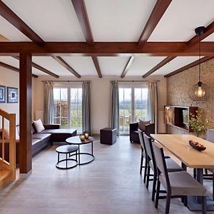 Three-Bedroom Villa Nature View
